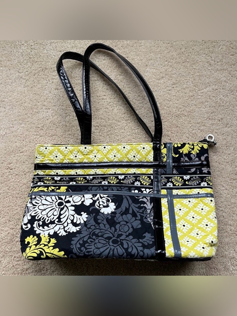 Vera Bradley Double Handle Zippity Tote In Baroque - EUC - Retired - Zip Top